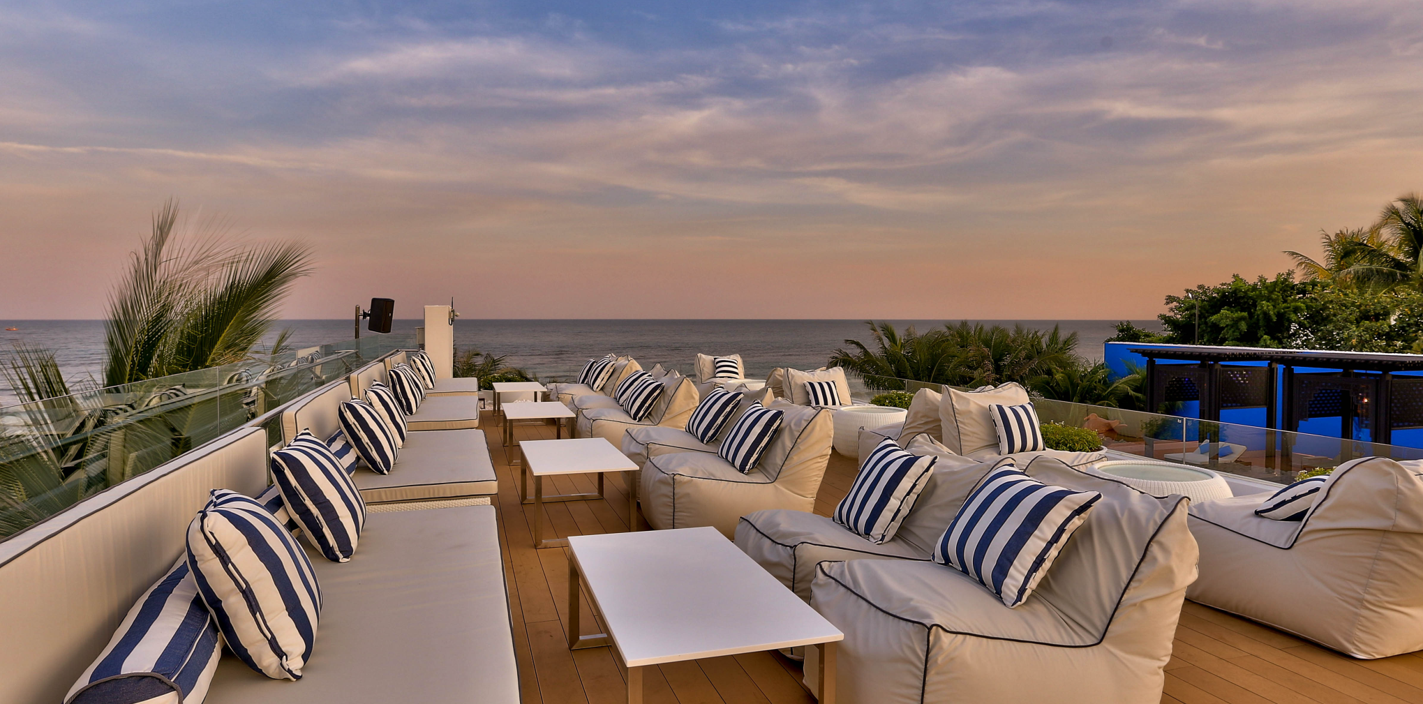 Ivy Ocean Lounge