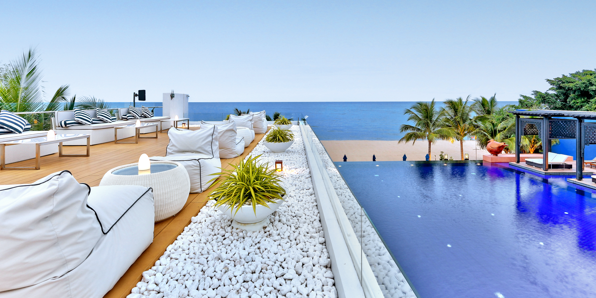 Ivy Ocean Lounge