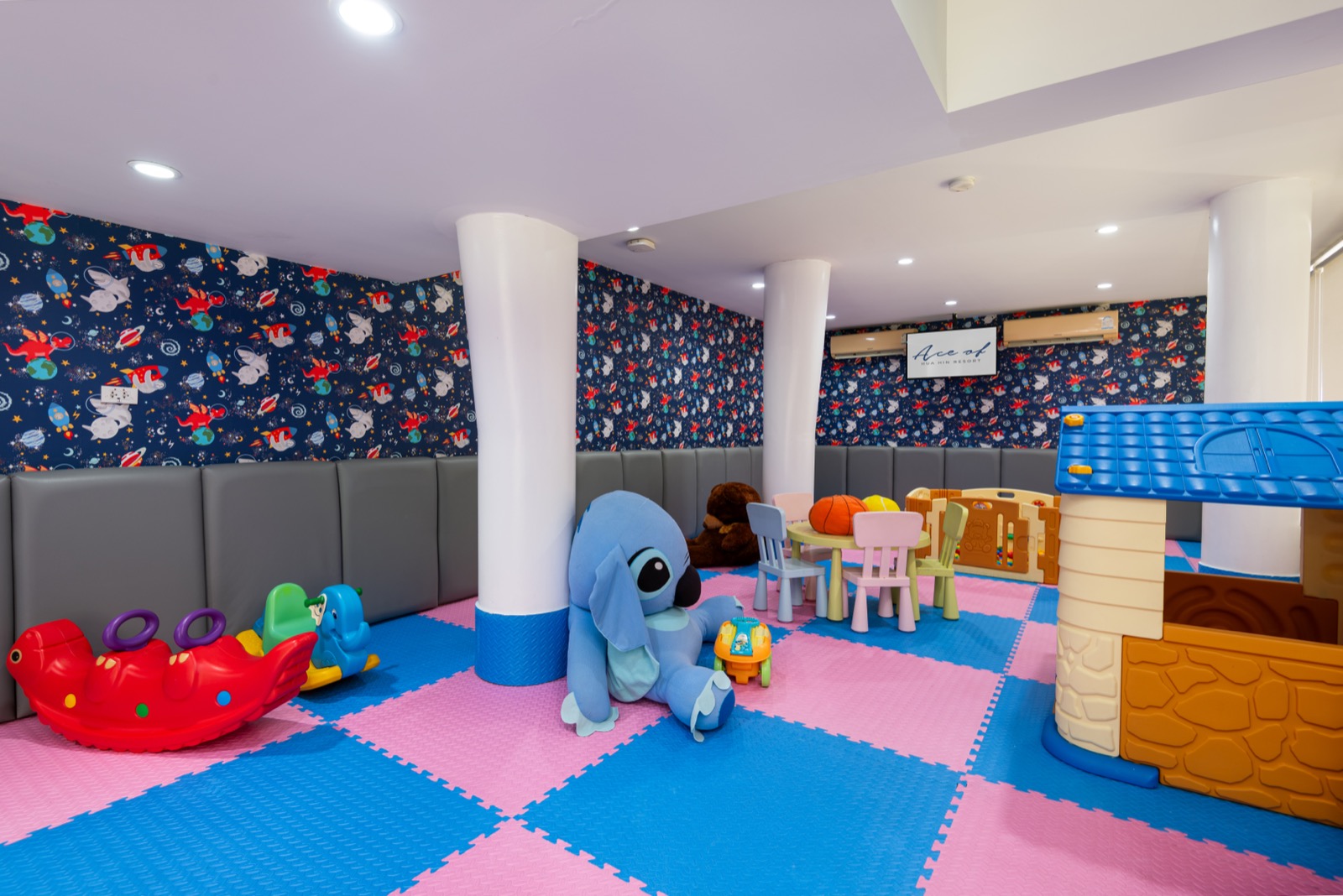 Kids Club
