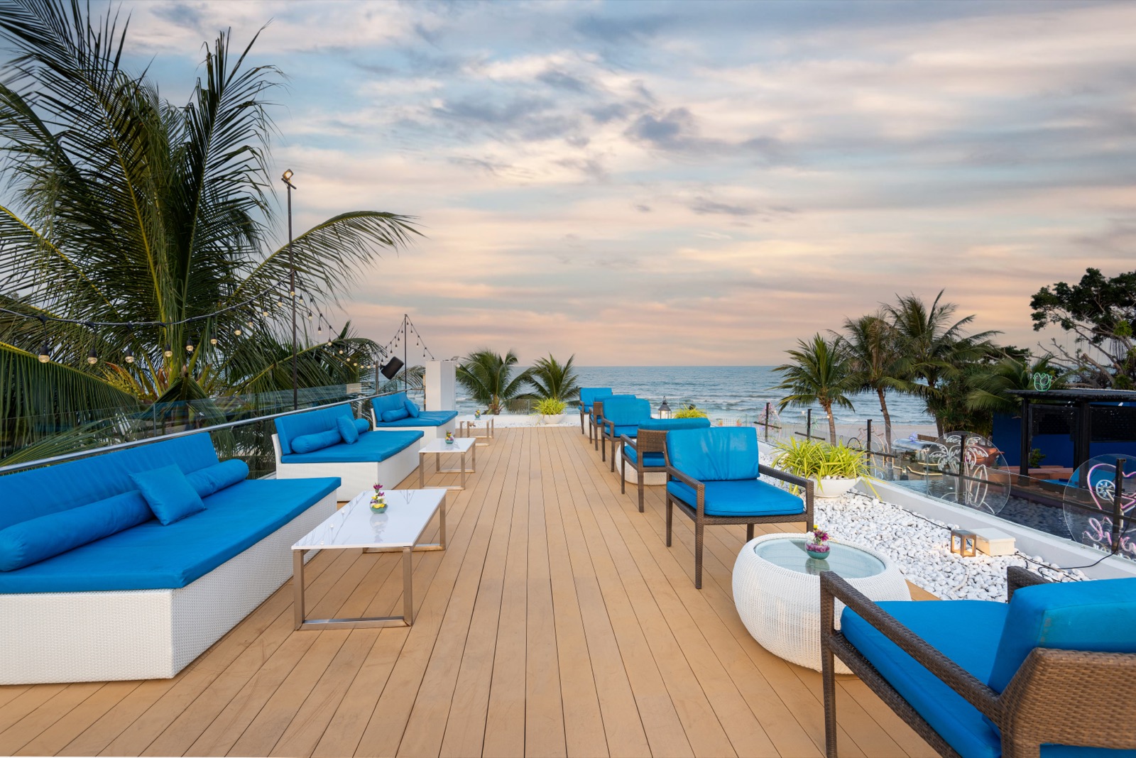 Ivy Ocean Lounge