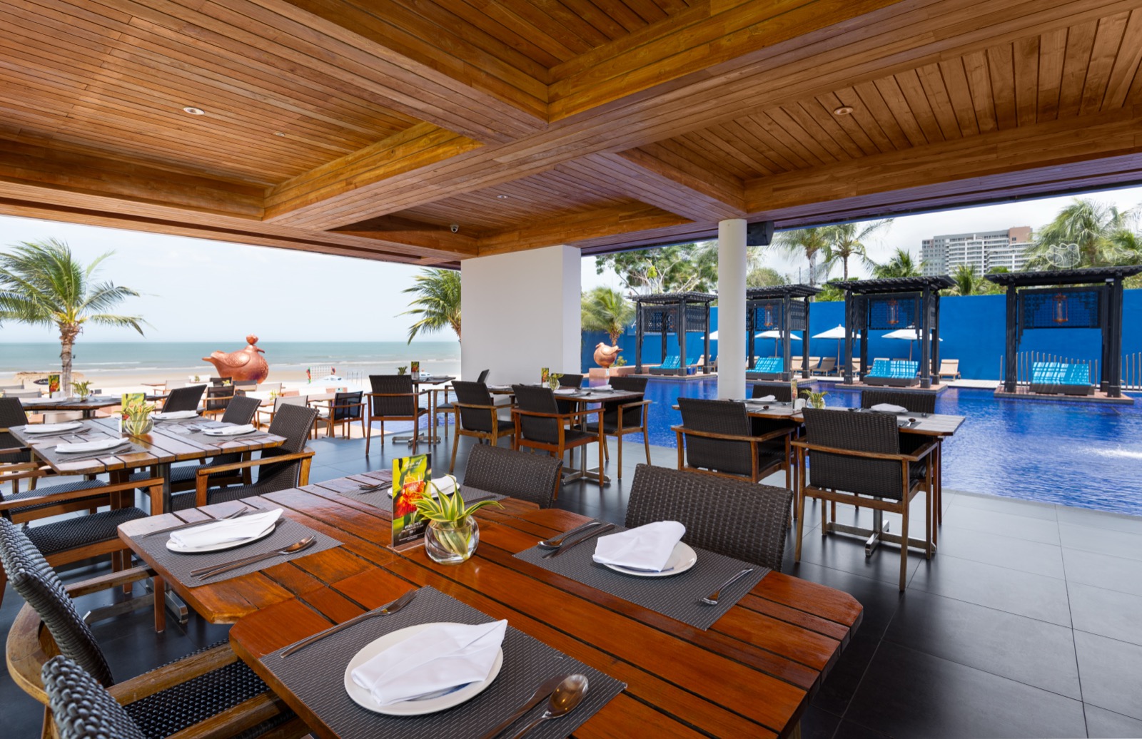 The Ivy Beachfront