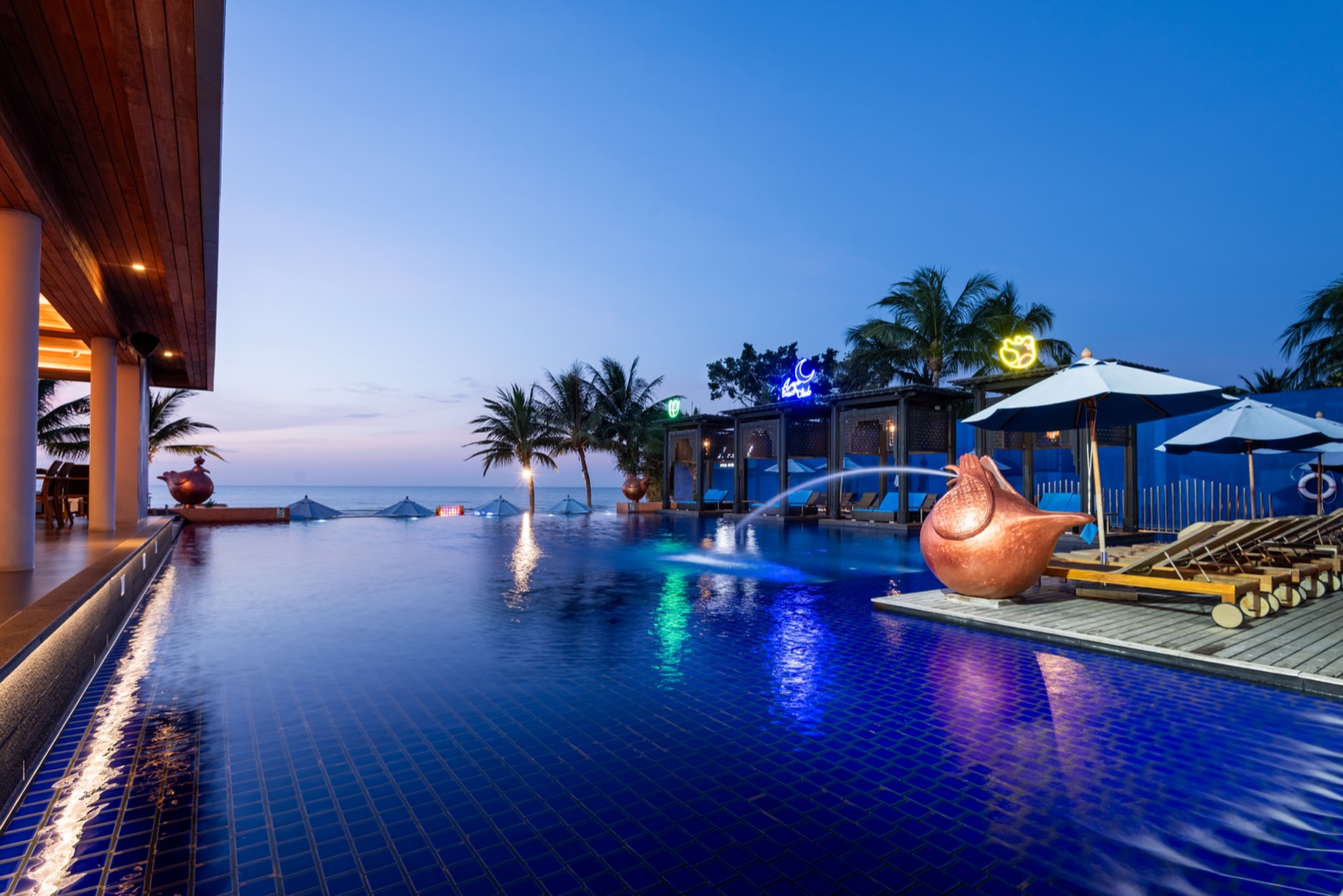 The Ivy Beachfront