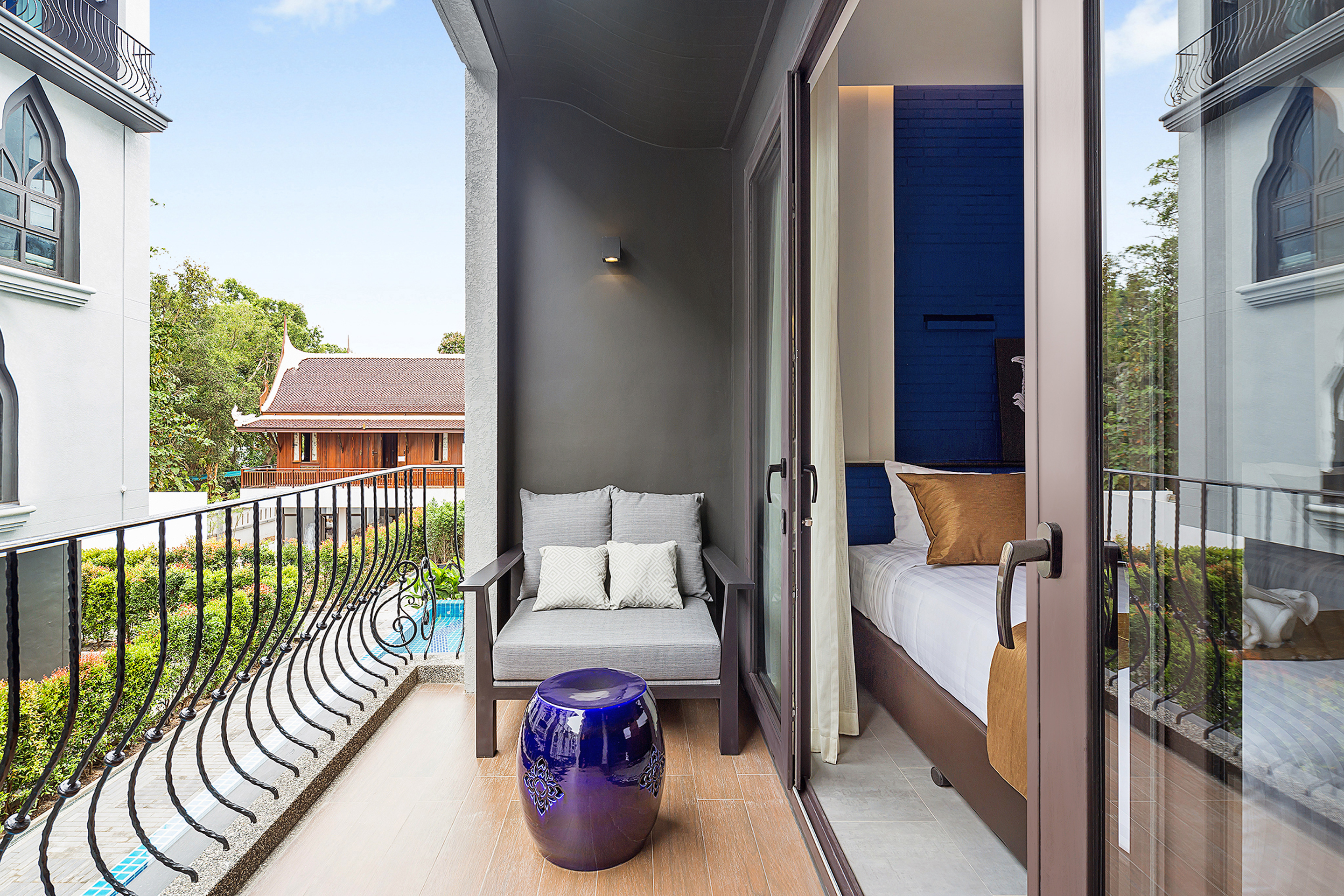 Deluxe Balcony at Aksorn Rayong