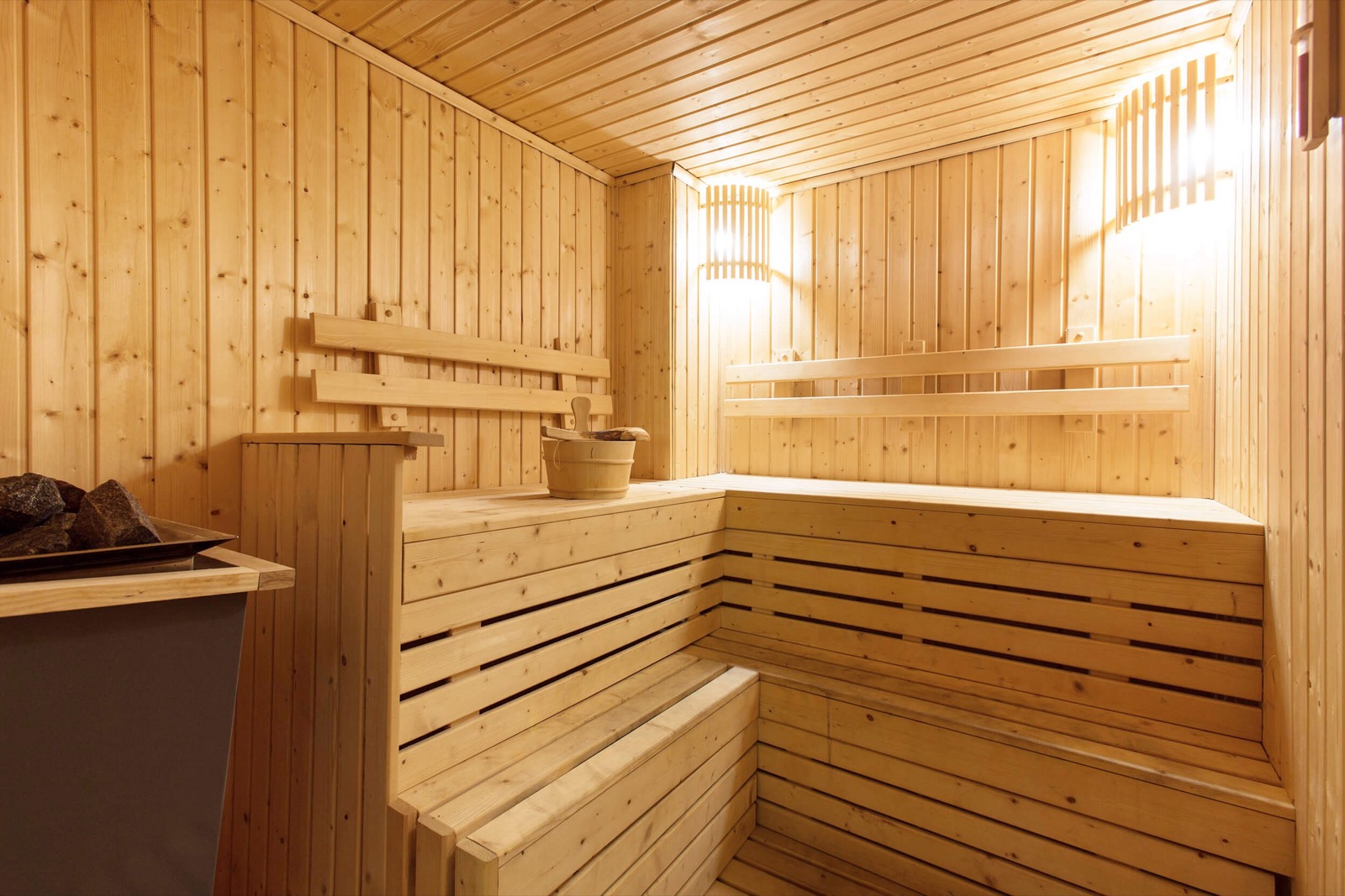 Sauna & Steam Room