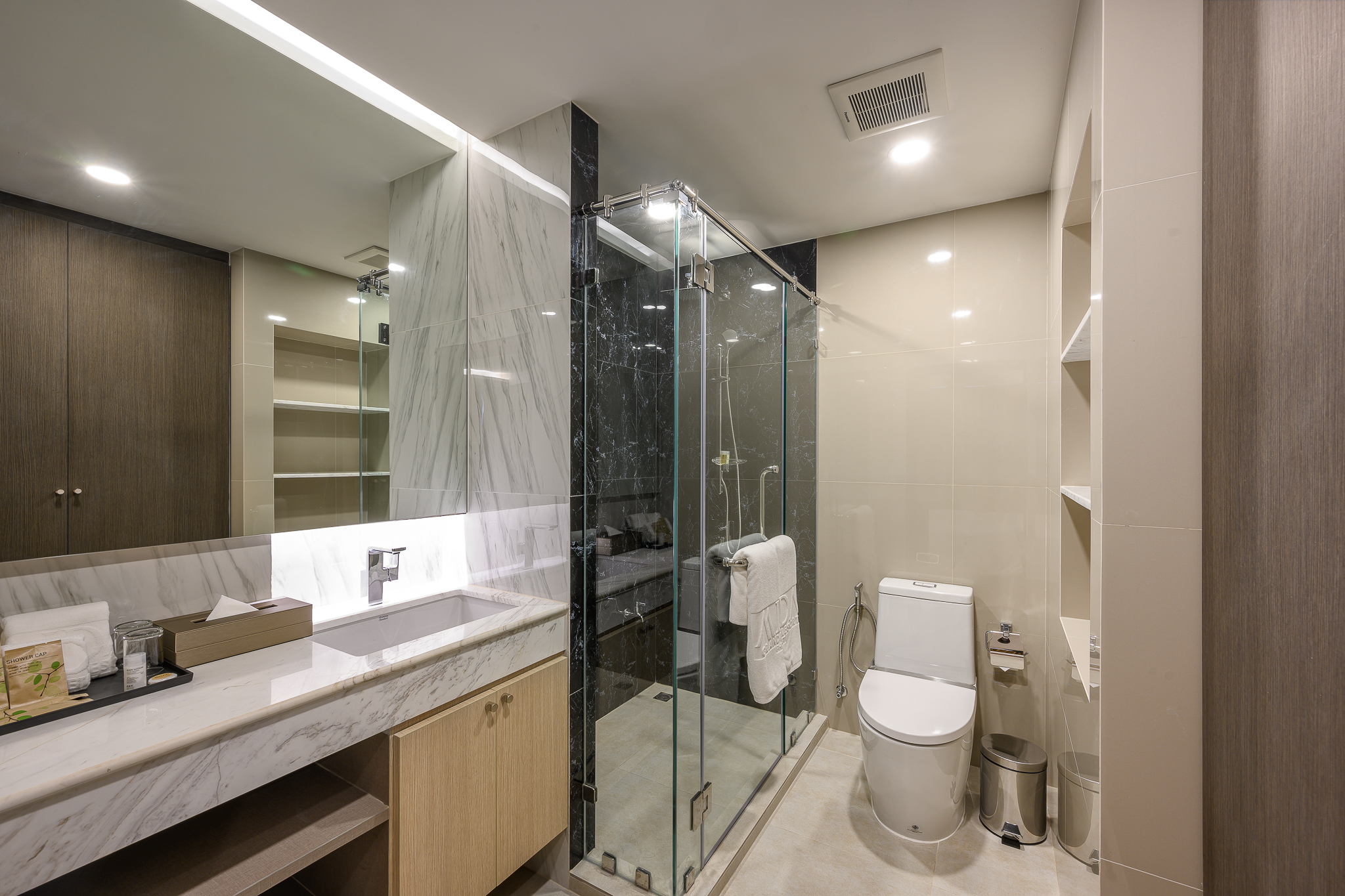 Grande 2 Bedroom with Jacuzzi7