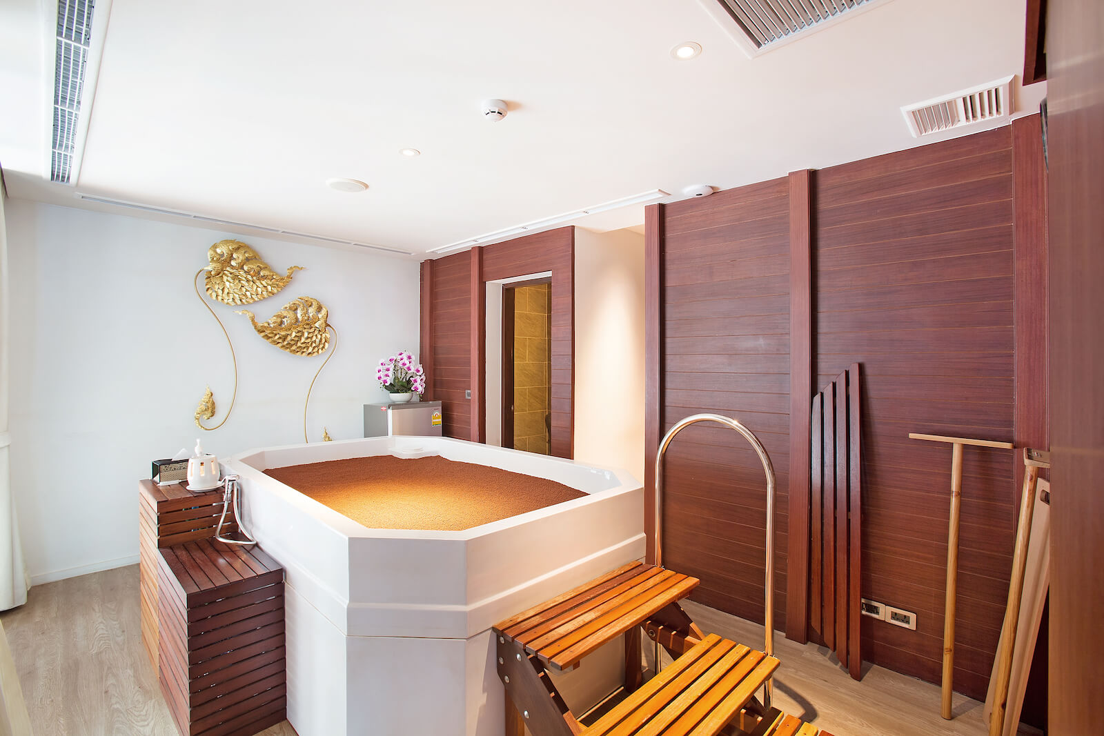 Wellness treatment at Aksorn Rayong